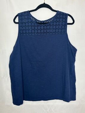 Like New St. John's Bay Navy Eyelet Yoke Sleeveless Tank